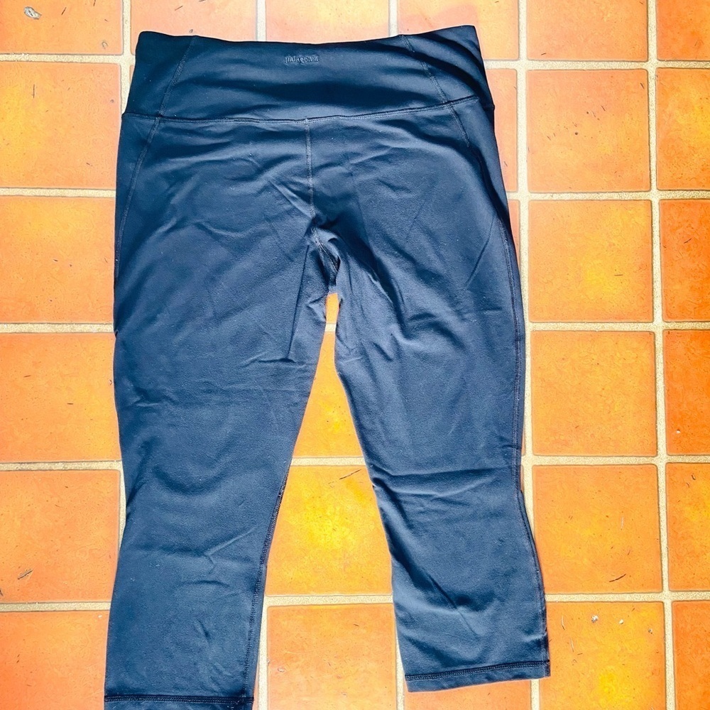 Patagonia Cropped Leggings Size Large